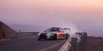 Drifting in the Middle East: Desert Slides and Urban Drift